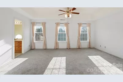 8721 Woodcock Lane, Charlotte, NC 28216 - Photo 15