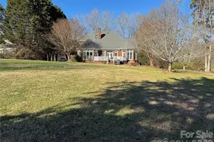 6208 Highview Rd, Matthews, NC 28104 - Photo 7