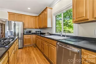 6208 Highview Rd, Matthews, NC 28104 - Photo 11