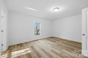 600 Linneys Mountain Rd, Taylorsville, NC 28681 - Photo 23