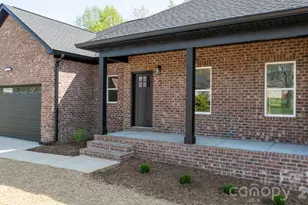 906 4th St NE, Conover, NC 28613 - Photo 23