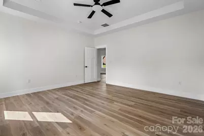 906 4th Street NE, Conover, NC 28613 - Photo 15