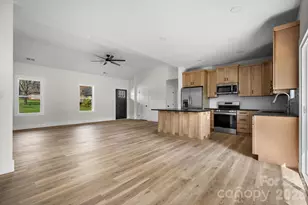 906 4th St NE, Conover, NC 28613 - Photo 17