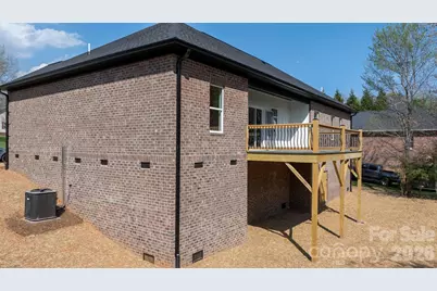 906 4th Street NE, Conover, NC 28613 - Photo 33