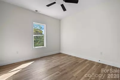 906 4th Street NE, Conover, NC 28613 - Photo 25