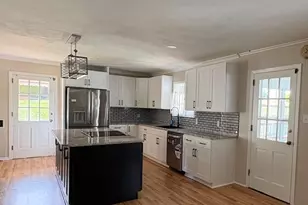 607 12th Ave NE, Hickory, NC 28601 - Photo 3