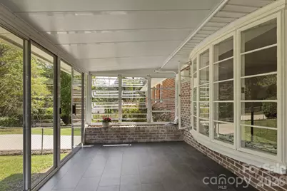 607 12th Avenue NE, Hickory, NC 28601 - Photo 13