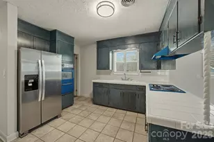 2174 Chester Ave, Morganton, NC 28655 - Photo 21