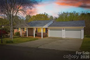 2174 Chester Ave, Morganton, NC 28655 - Photo 1