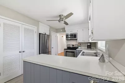 11715 Timber Ridge Road, Charlotte, NC 28213 - Photo 13