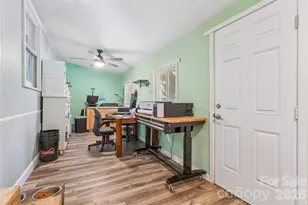 6127 Dovetail Ct, Charlotte, NC 28227 - Photo 21