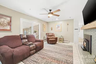 383 Monte Vista Dr, Waynesville, NC 28786 - Photo 9