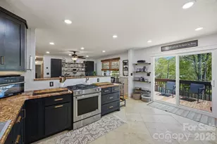 906 Hemlock Dr NE, Lenoir, NC 28645 - Photo 19