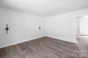 8826 Burnt Umber Dr, Charlotte, NC 28215 - Photo 15