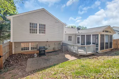 8826 Burnt Umber Drive, Charlotte, NC 28215 - Photo 31