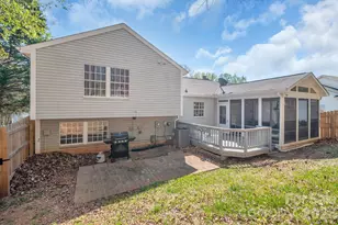 8826 Burnt Umber Dr, Charlotte, NC 28215 - Photo 31