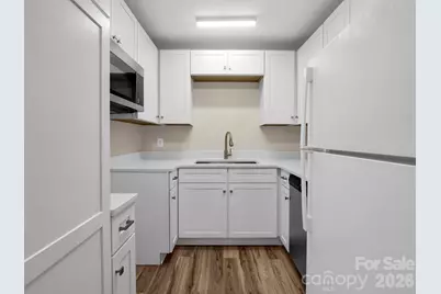 520 Courtwood Lane #1-8, Hendersonville, NC 28739 - Photo 3