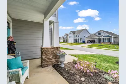 383 Fox Cove Road, Hendersonville, NC 28792 - Photo 3
