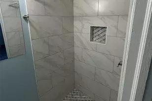 7125 Pence Rd, Charlotte, NC 28215 - Photo 7