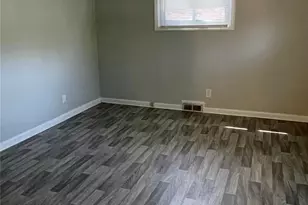 7125 Pence Rd, Charlotte, NC 28215 - Photo 9