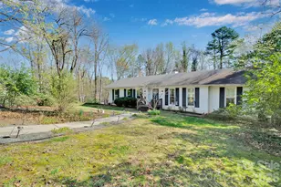 301 Hillandale Dr, Charlotte, NC 28270 - Photo 35