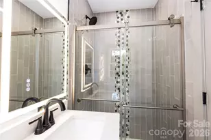 6721 Knightswood Dr, Charlotte, NC 28226 - Photo 11