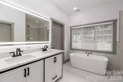 6721 Knightswood Drive, Charlotte, NC 28226 - Photo 9