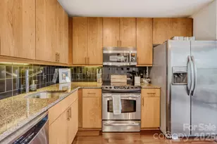 333 W Trade Street W, Charlotte, NC 28202 - Photo 11