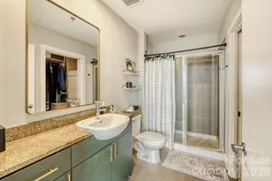 333 W Trade Street W, Charlotte, NC 28202 - Photo 21