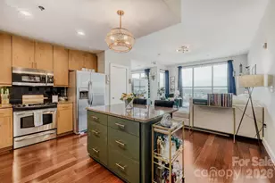 333 W Trade Street W, Charlotte, NC 28202 - Photo 1