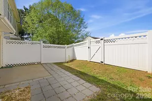 2095 Shady Pond Dr, Clover, SC 29710 - Photo 31