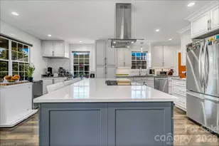 215 E Oakview Rd, Asheville, NC 28806 - Photo 11