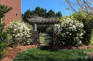 2604 McHanna Point, Tega Cay, SC 29708 - Photo 5