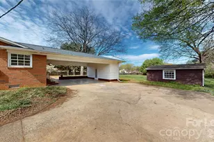 6821 View Way Dr, Charlotte, NC 28215 - Photo 33