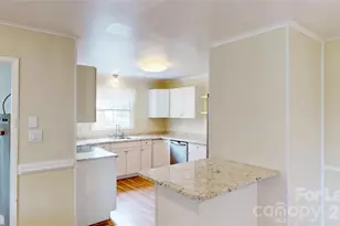 6821 View Way Dr, Charlotte, NC 28215 - Photo 19