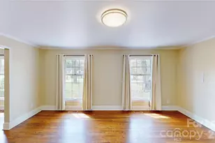 6821 View Way Dr, Charlotte, NC 28215 - Photo 5