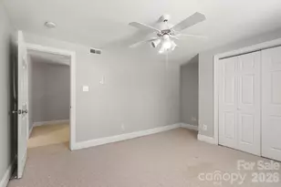 6116 Old Providence Rd, Charlotte, NC 28226 - Photo 27