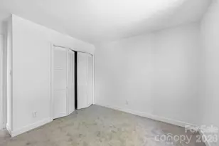 8005 Regent Park Ln, Charlotte, NC 28210 - Photo 15