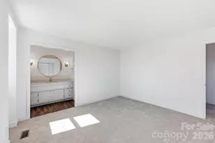 8005 Regent Park Ln, Charlotte, NC 28210 - Photo 13