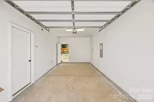 1037 Garringer Pl, Charlotte, NC 28208 - Photo 23