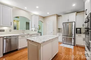 1038 Patricians Ln, Wesley Chapel, NC 28110 - Photo 9