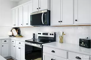 11730 Avocet St, Charlotte, NC 28215 - Photo 7