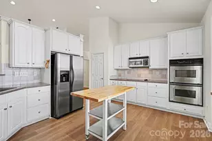 977 Platinum Dr, Fort Mill, SC 29708 - Photo 13