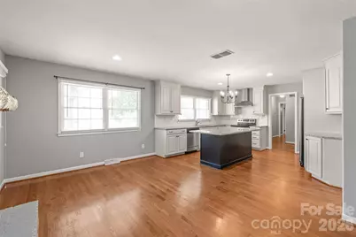 1612 Redcoat Drive, Charlotte, NC 28211 - Photo 17