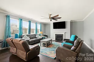 1300 Oakhurst Dr, Waxhaw, NC 28173 - Photo 5