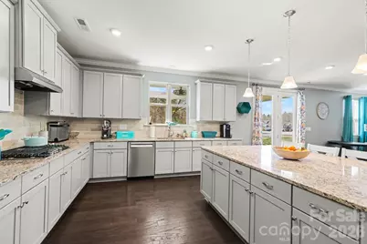 1300 Oakhurst Drive, Waxhaw, NC 28173 - Photo 15