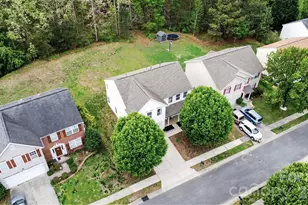 1038 Chalk Hill Ln, Charlotte, NC 28214 - Photo 33