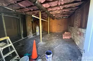 505 E Robinson St, Gaffney, SC 29340 - Photo 25