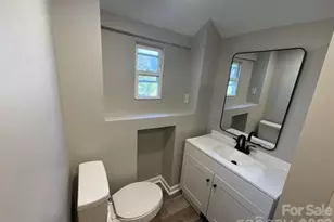 505 E Robinson St, Gaffney, SC 29340 - Photo 13