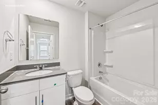 2122 10th St SE, Hickory, NC 28602 - Photo 21